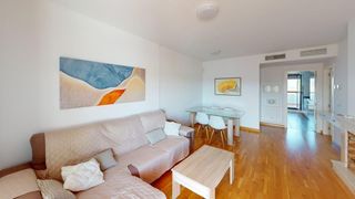 Rent Penthouse in Las Pajanosas
