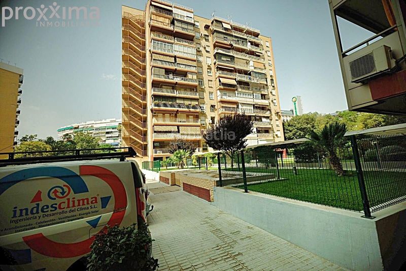 Foto e8cbe64b-e711-4b31-8981-fa973c23e5d3. Pis amb aparcament a San Pablo Sevilla