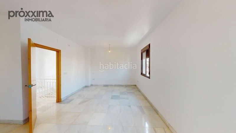 Foto 4fc1706c-138f-4d82-8ecb-ad9705bec8ff. Casa a Cruz Roja Sevilla