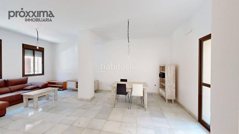 Foto 5ba3ed61-e358-43dc-b631-eb499e2e5c33. Casa a Cruz Roja Sevilla