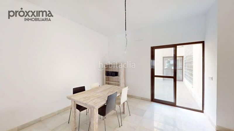Foto ad82a615-f001-4dca-80b6-b101a4d8ba34. Casa a Cruz Roja Sevilla