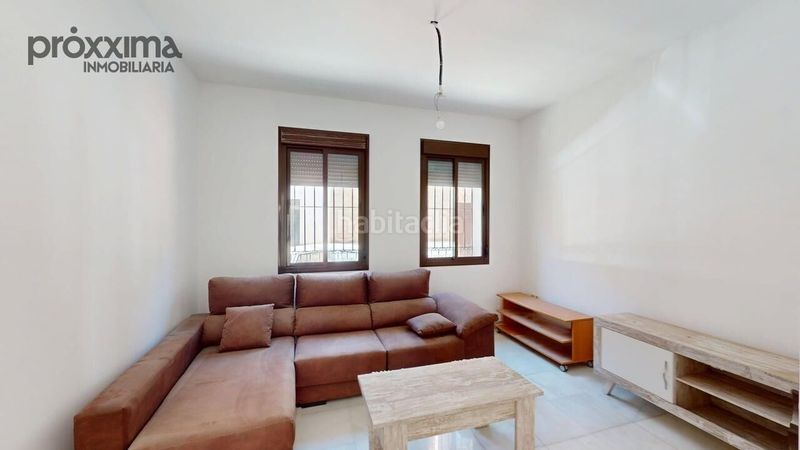 Foto f8ac9d5f-89ad-41ee-a52c-c1d4b6852fea. Casa a Cruz Roja Sevilla