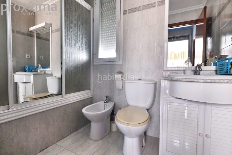 Foto ec33ce6c-7f2e-4600-944c-f618833a43bd. Pis amb aparcament piscina a Palmete Sevilla