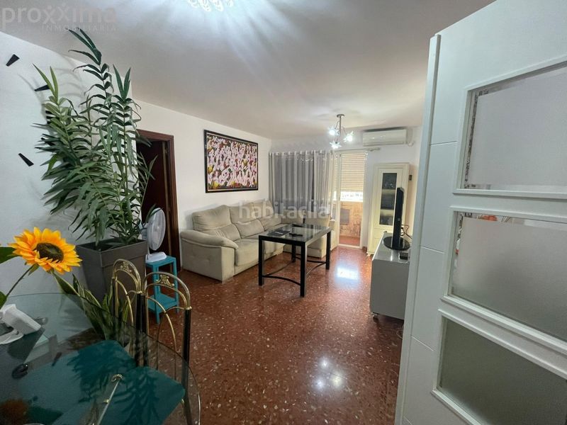 Foto b820ea4f-c41f-4455-909c-21907a2cf3d5. Apartament amb piscina a Centro Montequinto