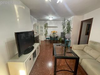Apartament a Centro. Magnifico piso en montequinto centro!