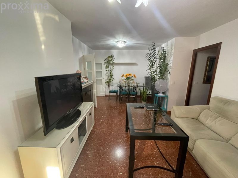 Foto bab8398d-593b-4db3-92ef-ec54782e6509. Apartament amb piscina a Centro Montequinto