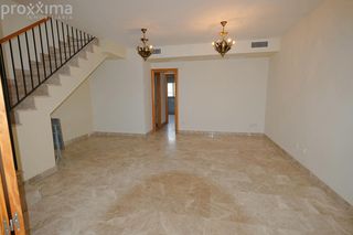 Duplex in Mairena del Alcor. Dúplex en venta en mairena del alcor