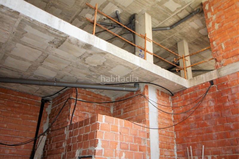 Foto 54a9187f-1b72-4990-9235-6bafc27f3a9a. Local commercial dans Campello Playa Campello (el)