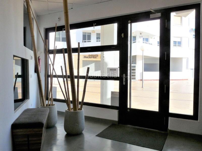 Foto f4abc4b0-831c-4723-8051-fe543d95cf06. Local commercial dans Campello Playa Campello (el)