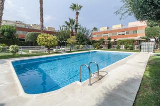Maison à Alicante Golf