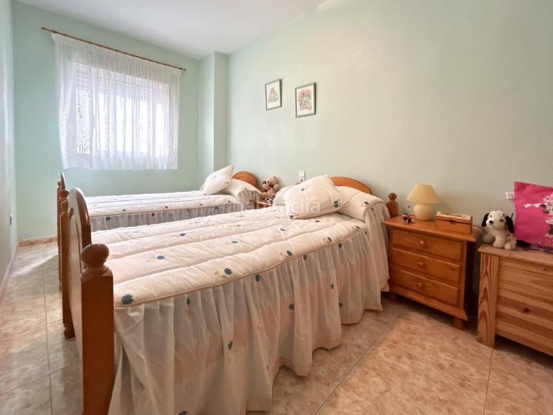 Foto 32e4b5aa-cdf6-4f19-a375-9c4571566102. Apartament amb aparcament a Campello Playa Campello (el)