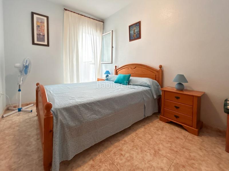 Foto c0d48f65-9102-4f6a-8dd8-2f1d46723175. Apartament amb aparcament a Campello Playa Campello (el)