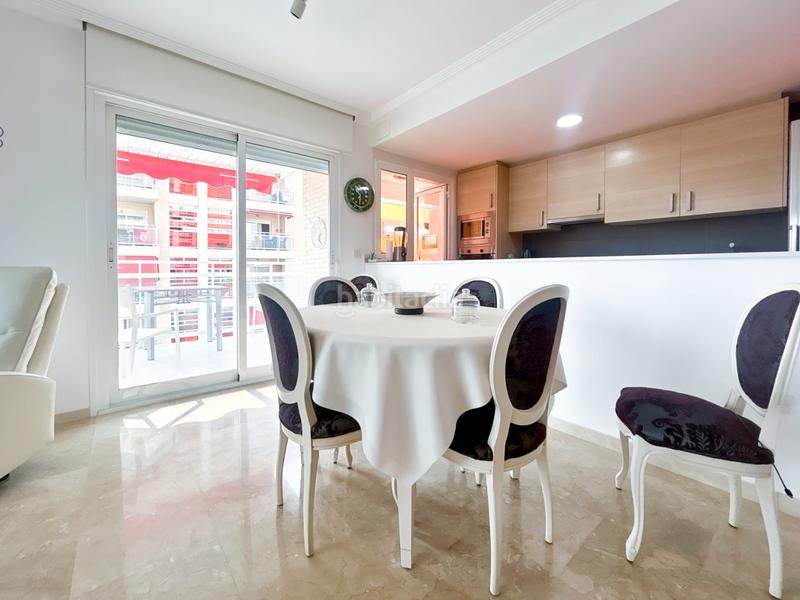 Foto 30559d8f-726c-4005-957f-198e695c9e79. Apartament amb aparcament piscina a Campello Pueblo Campello (el)