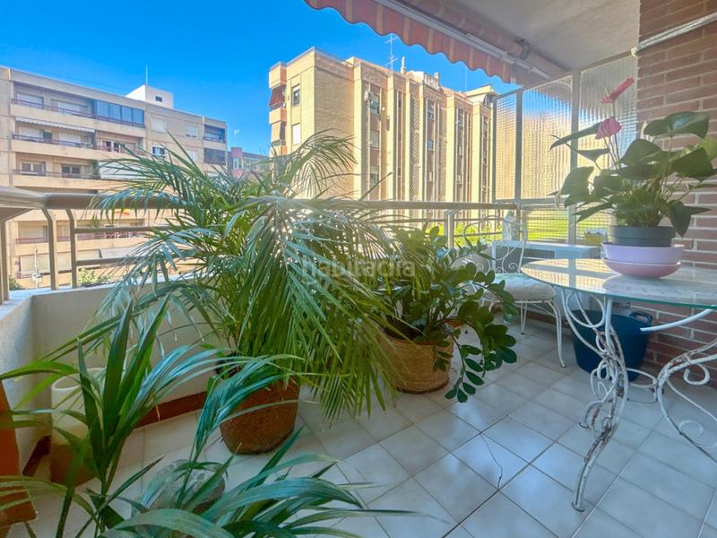 Foto 8295d99d-5155-4d0a-9558-4ec8f6de85dd. Apartament amb aparcament a Campello Playa Campello (el)