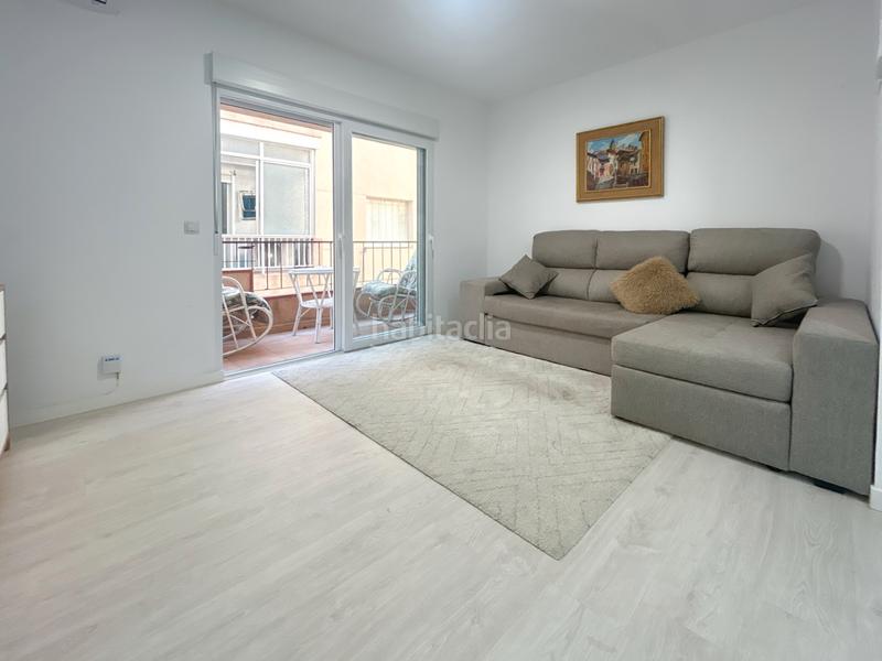 Foto 7841431c-1244-4b42-a3c4-f2913148c174. Apartamento en Campello Playa Campello (el)