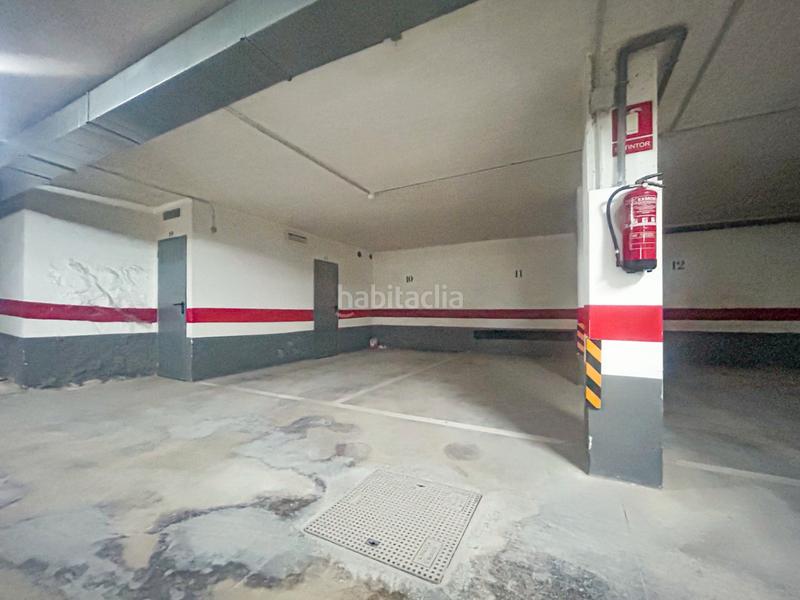 Foto 796f5d30-aab1-40bc-bb4a-52a1c6ddc044. Car parking in Campello Playa Campello (el)