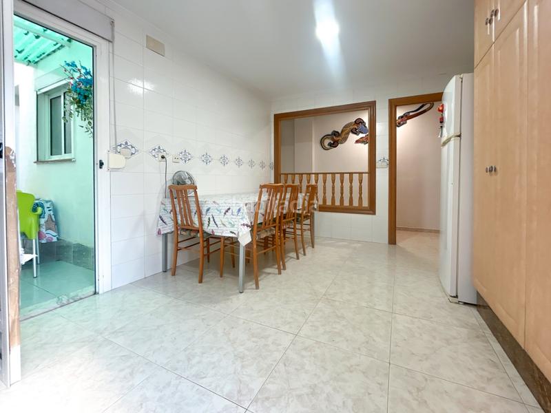 Foto ae4b091b-0469-4bd5-8c2f-918b211b9882. Lloguer apartament amb calefacció a Campello Pueblo Campello (el)