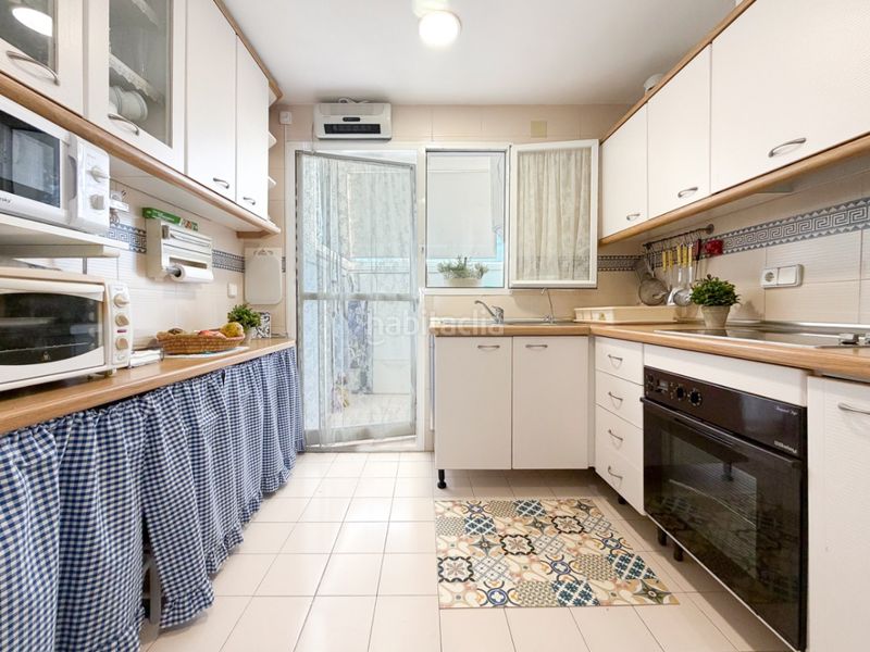 Foto 6ff540f9-b2a3-4ab5-a337-c5091138b825. Apartament amb calefacció aparcament piscina a Pueblo Español-Coveta Fumá Campello (el)