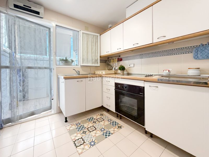 Foto cda8b6d3-0274-49f2-89b4-efabdb4d4269. Apartament amb calefacció aparcament piscina a Pueblo Español-Coveta Fumá Campello (el)