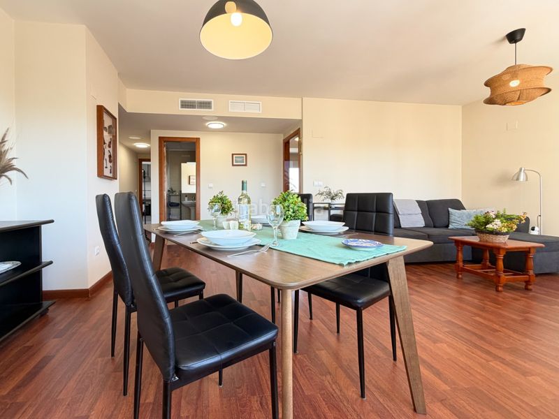 Foto 1dade462-c939-4d05-b95b-88e13abb15b8. Apartament amb aparcament a Campello Pueblo Campello (el)