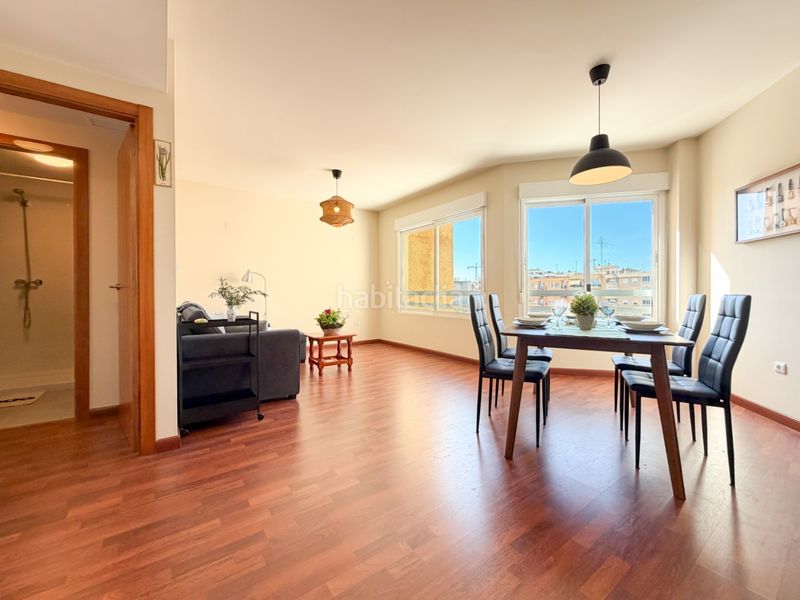 Foto b2e38ee9-7fb4-425b-b57b-e11c6a551bb1. Apartament amb aparcament a Campello Pueblo Campello (el)