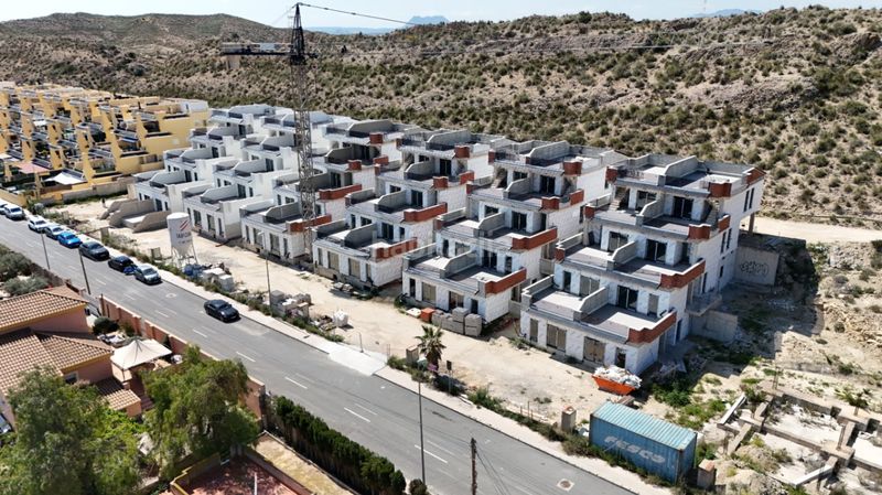 Foto 2d9daa05-84c8-4a22-b432-99fe5d006cf0. Apartament amb calefacció aparcament piscina a Valle del Sol Mutxamel