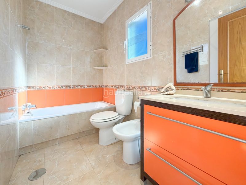 Foto 2b7f5a96-a722-47e2-92f6-6f59ad88285d. Casa amb aparcament piscina a Bonalba-Cotoveta Mutxamel