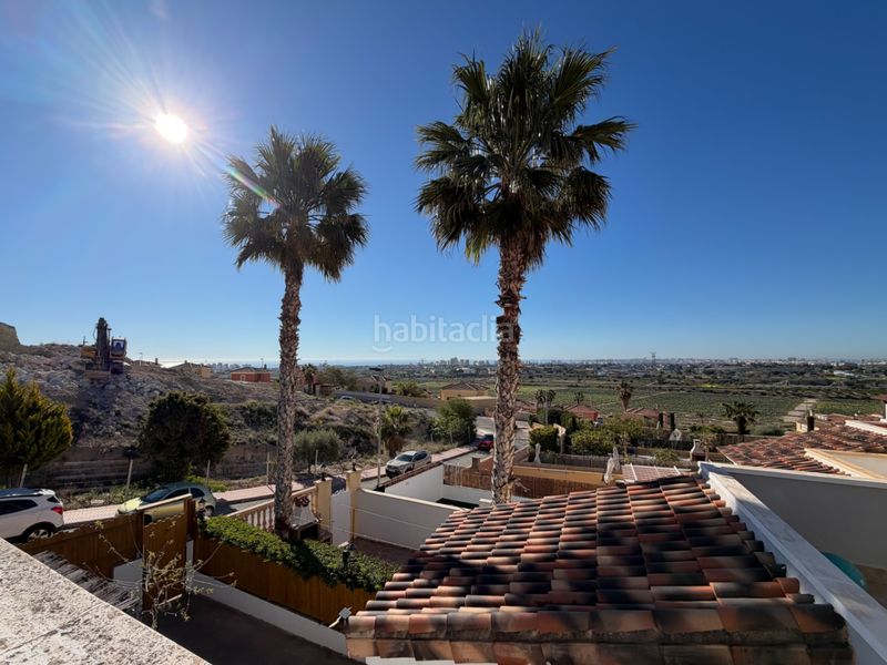 Foto e255e24e-a3be-45b8-af91-a89ffec83522. Casa amb aparcament piscina a Bonalba-Cotoveta Mutxamel