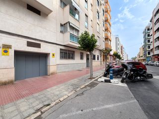 Miete Autoparkplatz in Campello Playa