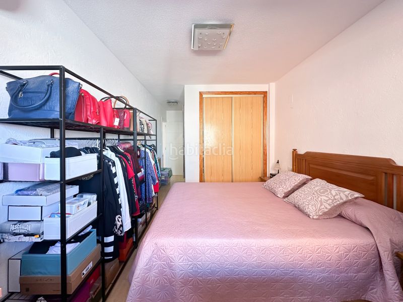 Foto ae935487-2ed7-49c5-a86f-aea97ac6cb08. Apartament amb aparcament a Campello Pueblo Campello (el)