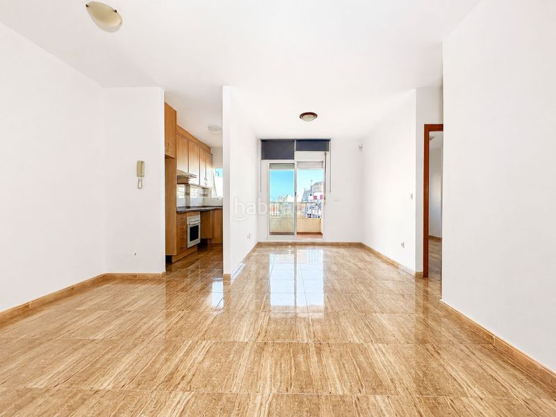 Foto 1594c09e-e7ad-492f-97ab-8d766a426abb. Apartament a Campello Playa Campello (el)