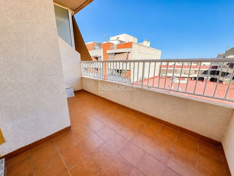 Foto 7e3f0d7d-b208-47ab-9f01-3d4de2e2b6f4. Apartament a Campello Playa Campello (el)