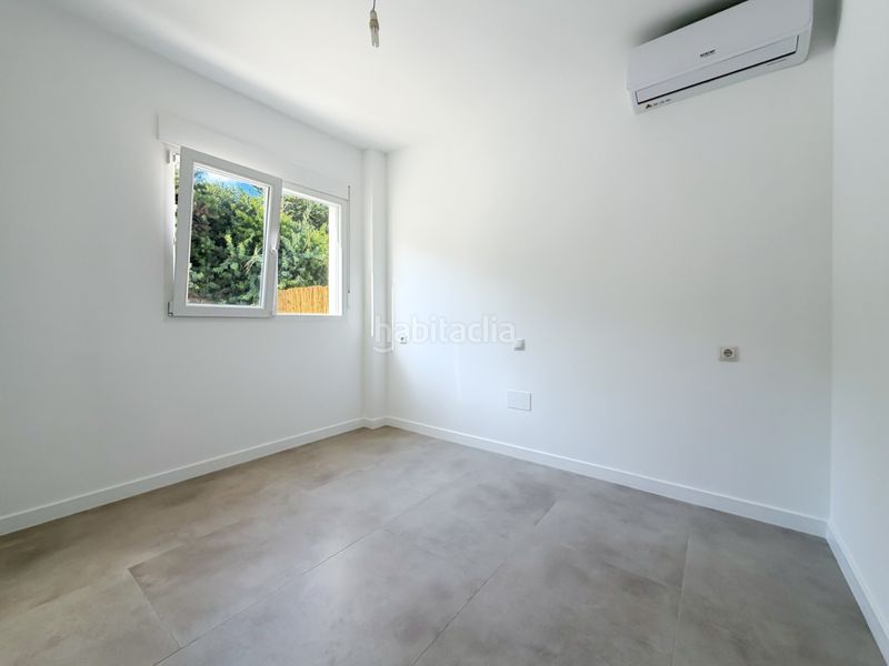 Foto 156d1480-24bd-43de-86ee-990a5ed23c45. Casa amb aparcament a Pueblo Acantilado-Lanuza Campello (el)