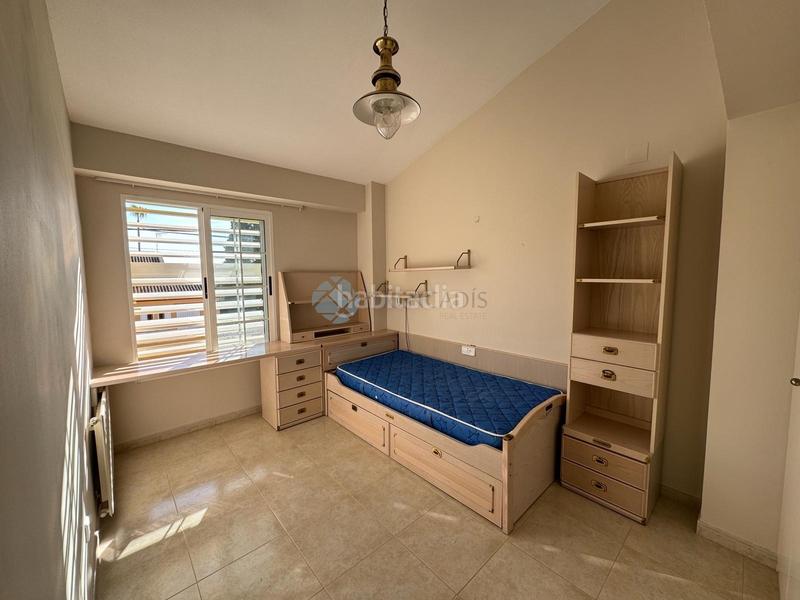 Foto 2c9cba00-64c5-4418-bc12-cfeadfc7ff33. Alquiler chalet en Riba - roja de Túria