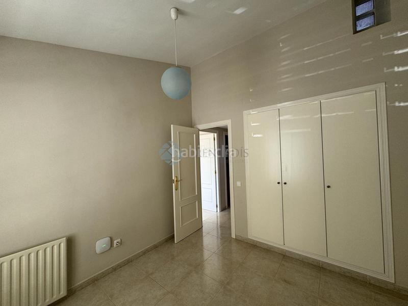 Foto 42a20db4-cfe3-47ce-b4cf-c9b4d6c4d78e. Alquiler chalet en Riba - roja de Túria