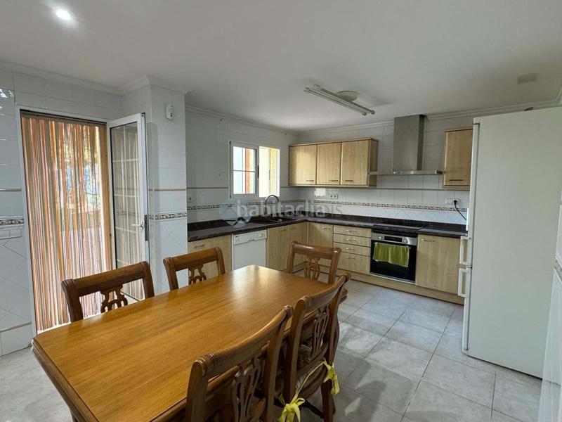 Foto 5e95f536-9785-4bb4-b272-7545b6efe4d3. Alquiler chalet en Riba - roja de Túria