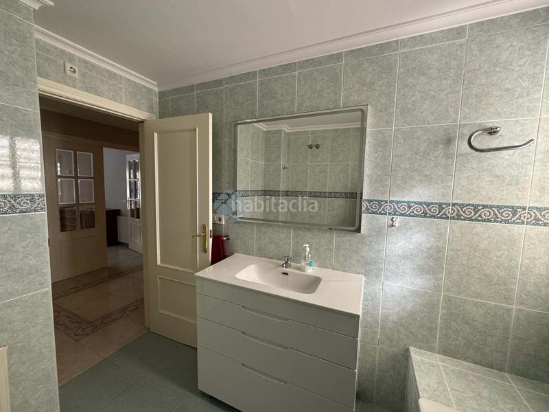 Foto 7b26ceed-1143-49c4-824a-8d90904478b9. Alquiler chalet en Riba - roja de Túria