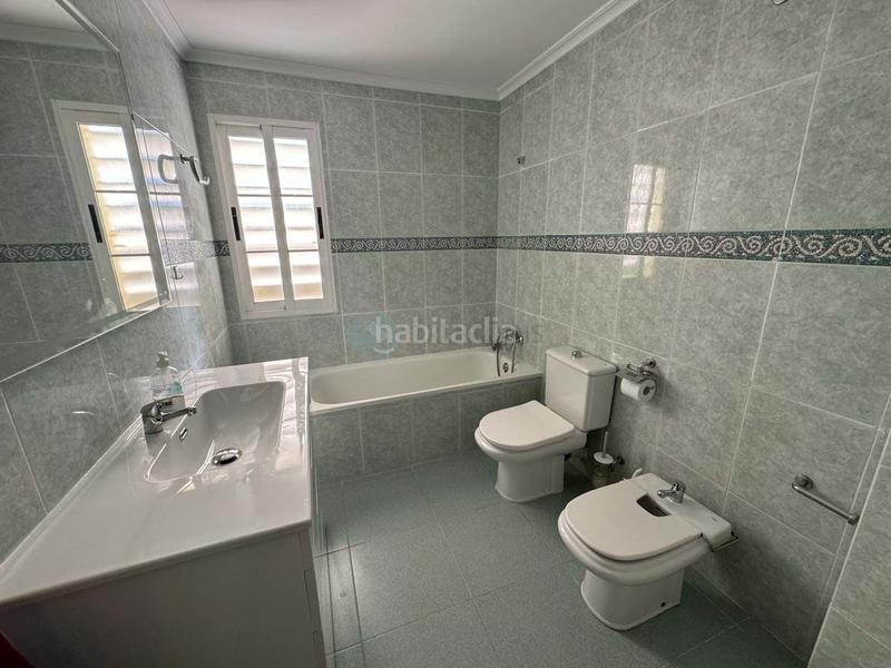 Foto a45be77f-7d17-4a0d-bbd7-83d6dc00ed66. Alquiler chalet en Riba - roja de Túria