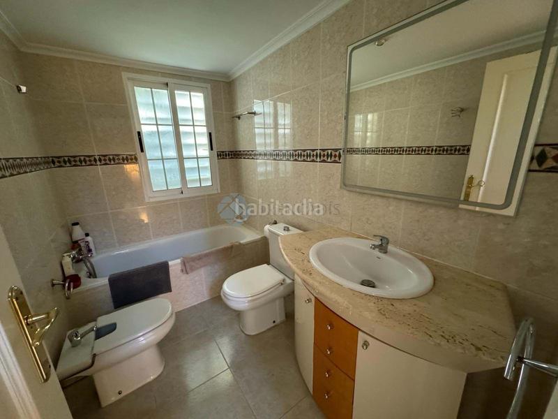 Foto a6c2910c-cecd-4957-a9be-cf22fd597113. Alquiler chalet en Riba - roja de Túria