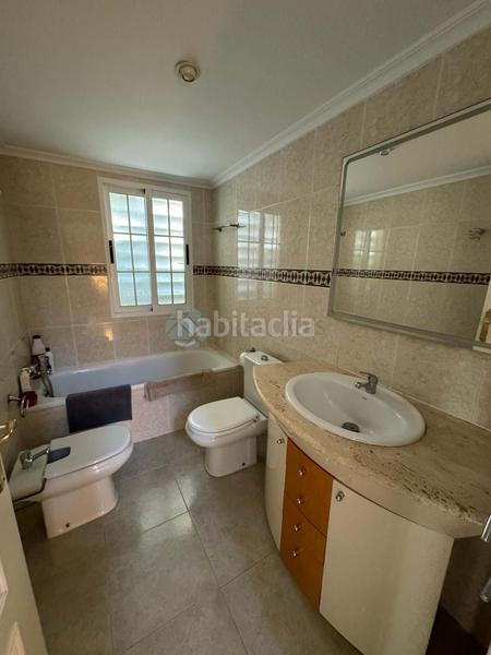Foto bf7d4783-6646-4ebb-8b85-43d0f587c3af. Alquiler chalet en Riba - roja de Túria