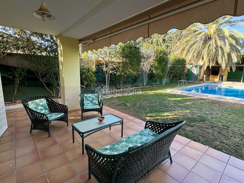 Foto ff470463-daae-4389-bed5-11a8774fe3d4. Alquiler chalet en Riba - roja de Túria