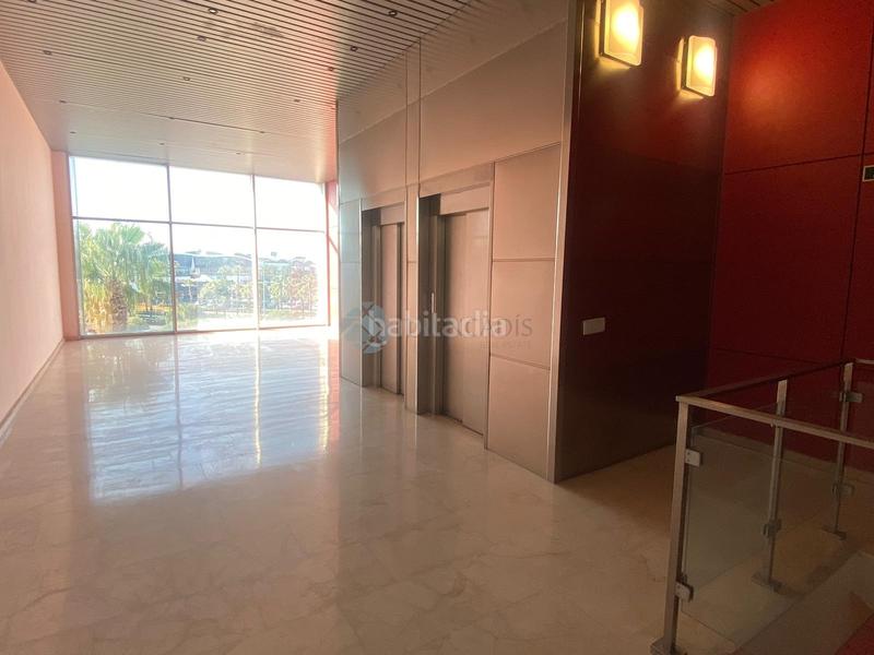 Foto 4a040c7b-f124-4430-a5d9-de71429ede20. Local comercial a Aldaia