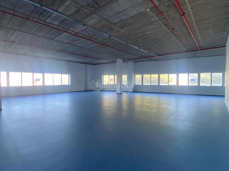 Foto 892bb1af-5405-4956-a970-faff2f44b9bd. Local comercial a Aldaia