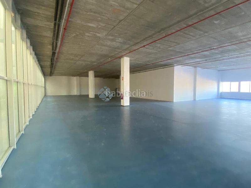 Foto 50388169-7cfd-4ebc-a20c-0c8e662ccca2. Local commercial dans Aldaia