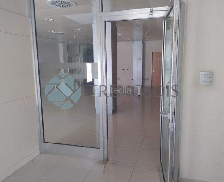 Foto 11789752-4a00-4318-b52a-51315a07dec3. Local comercial a Benipeixcar - El Raval Gandia