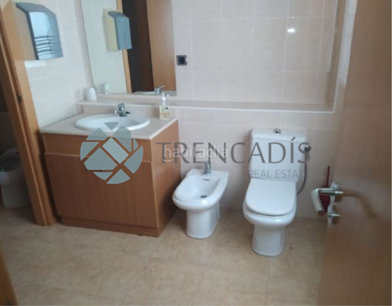 Foto 2793c44b-b342-471b-a084-4a2bfac155f3. Local comercial a Benipeixcar - El Raval Gandia