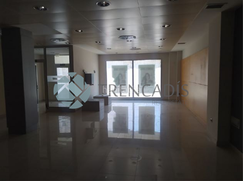 Foto 2d8ce055-dad8-45de-830d-196e803b93f5. Local comercial a Benipeixcar - El Raval Gandia