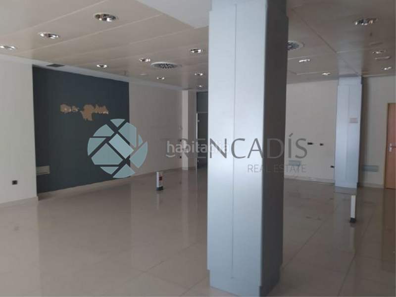 Foto f8c794c7-fc28-4bc5-a805-a781727b1b6e. Local comercial a Benipeixcar - El Raval Gandia