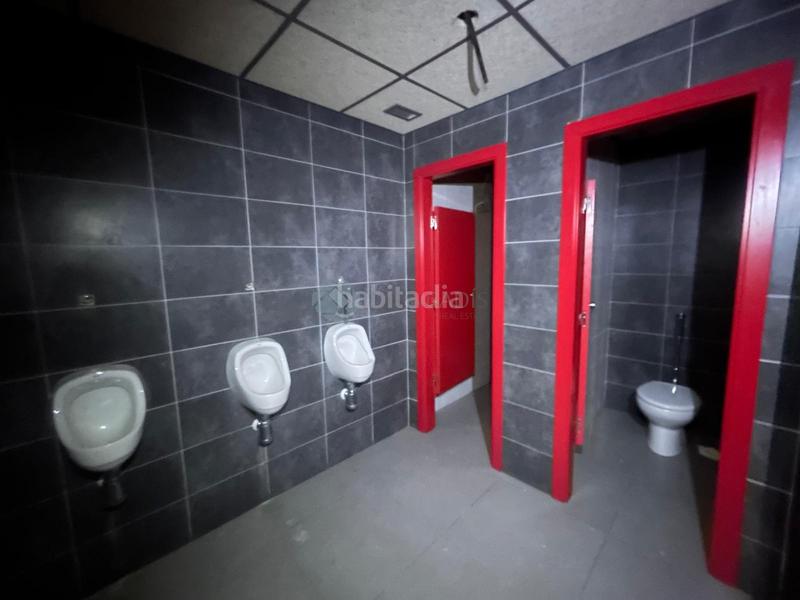 Foto c09b1171-2a62-462a-b72e-81f60781a80a. Local comercial a Camino de Onda-Salesianos Burriana