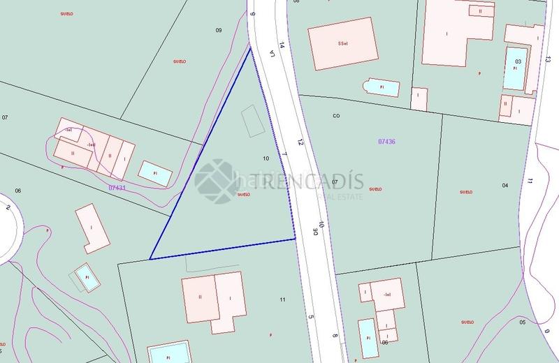 Foto 8c246481-81ad-4583-ba5d-ceb3e2242ddf. Terreno residenziale in Montroy